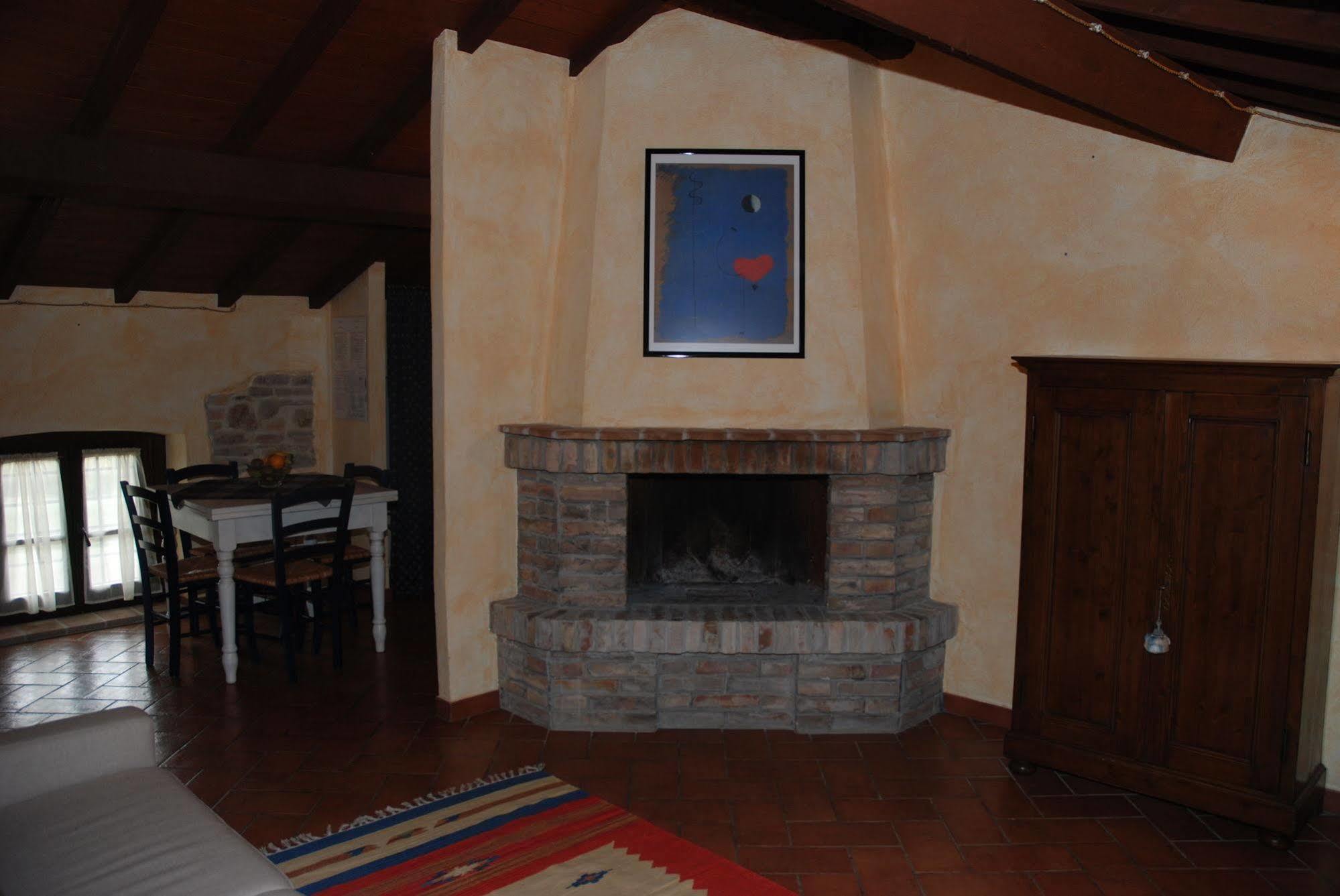 Agriturismo Goccia Di Luna Umbertide Ngoại thất bức ảnh